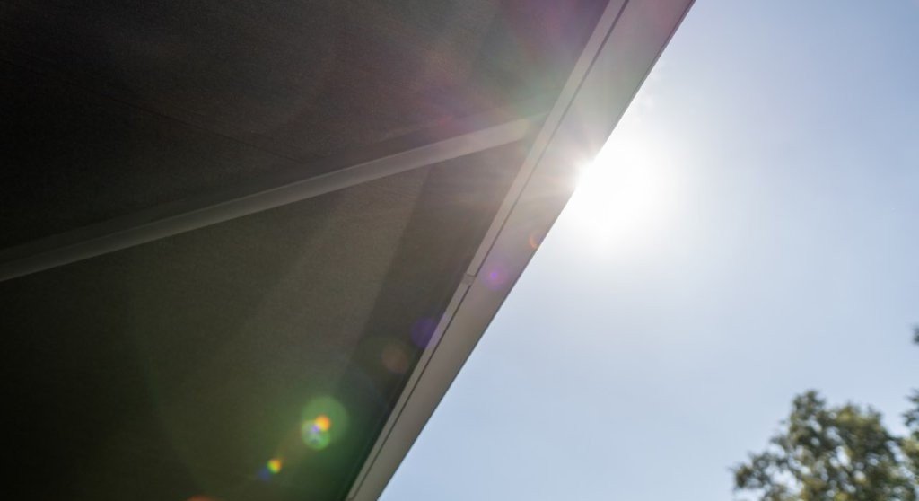 zonnescherm antraciet